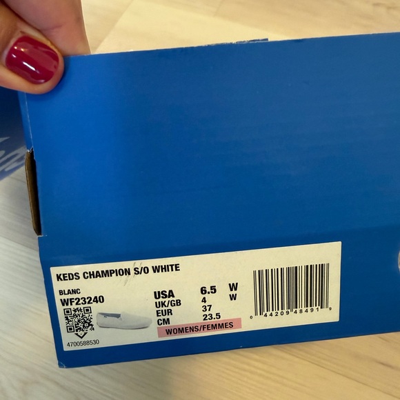 NWT Keds Classic Champion Slip-Ons 6.5 W - Picture 4 of 4